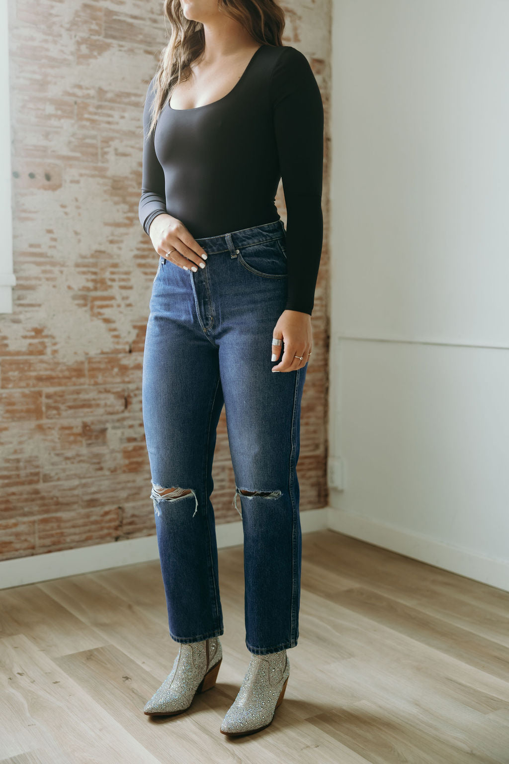 Classic Straight Ankle Linda Worn