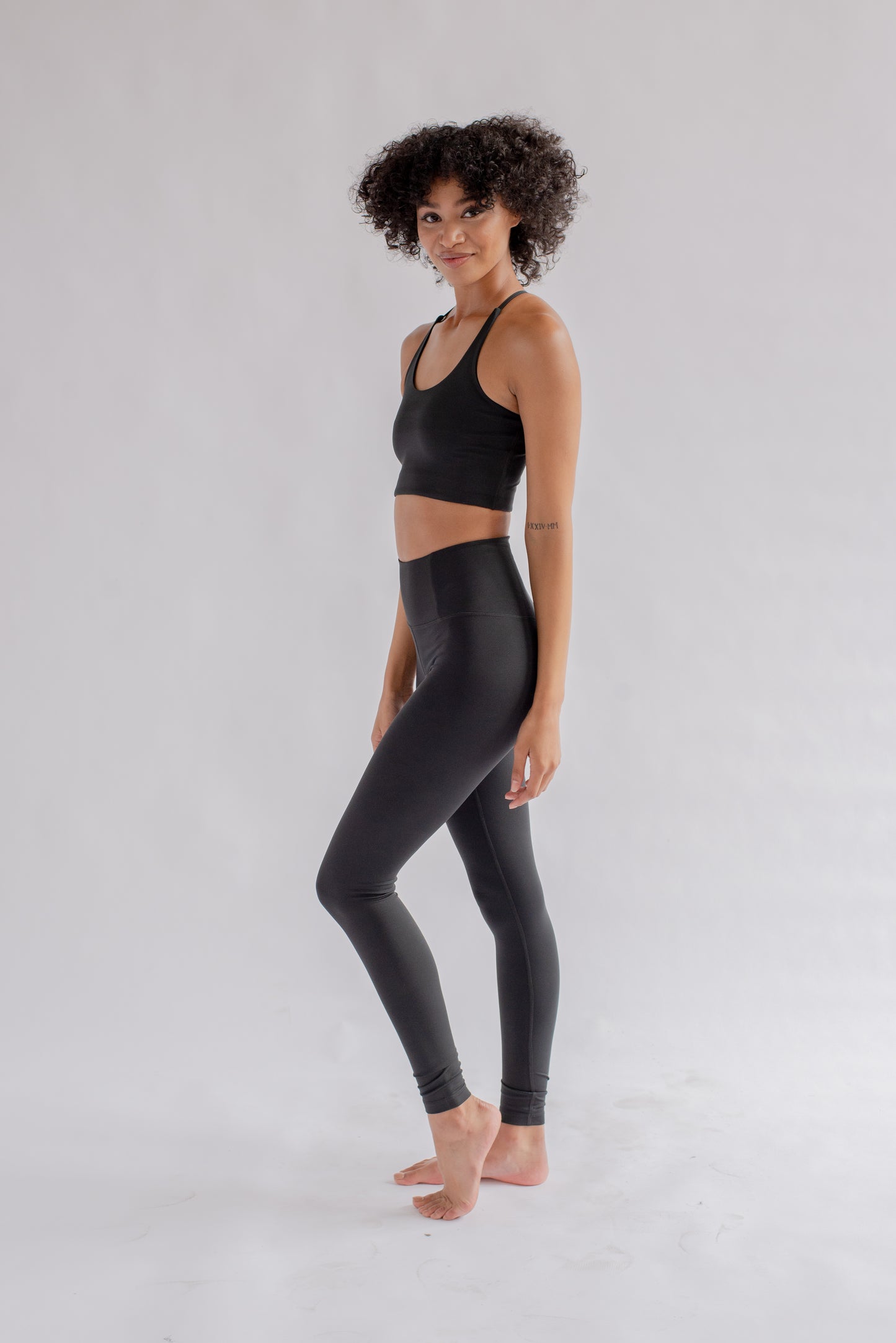 FLOAT Ultralight High Rise Legging