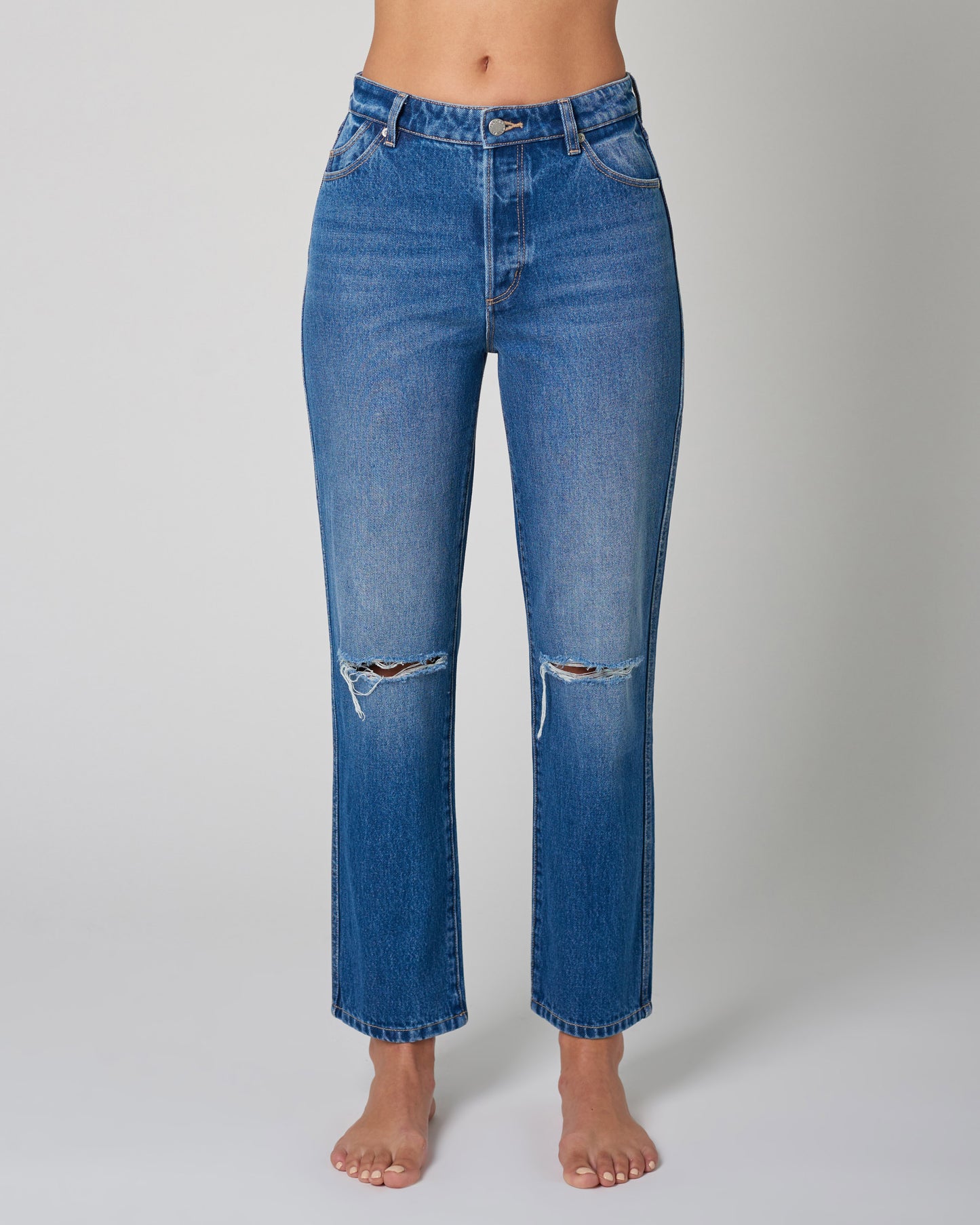 Classic Straight Ankle Linda Worn